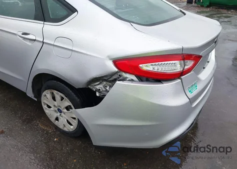 2014 Ford Fusion S из США, поврежденный, VIN 1FA6P0G73E5395493